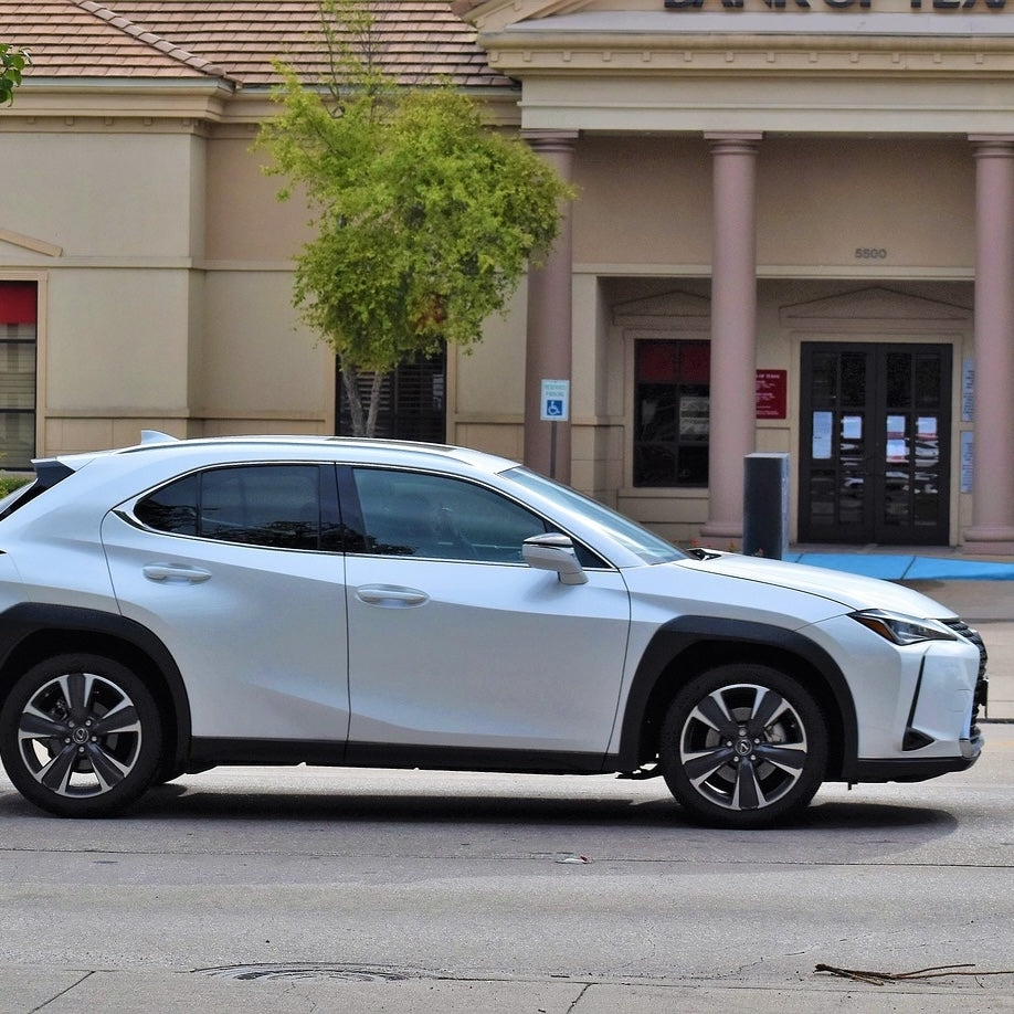 Lexus UX Skiträger/-halterung